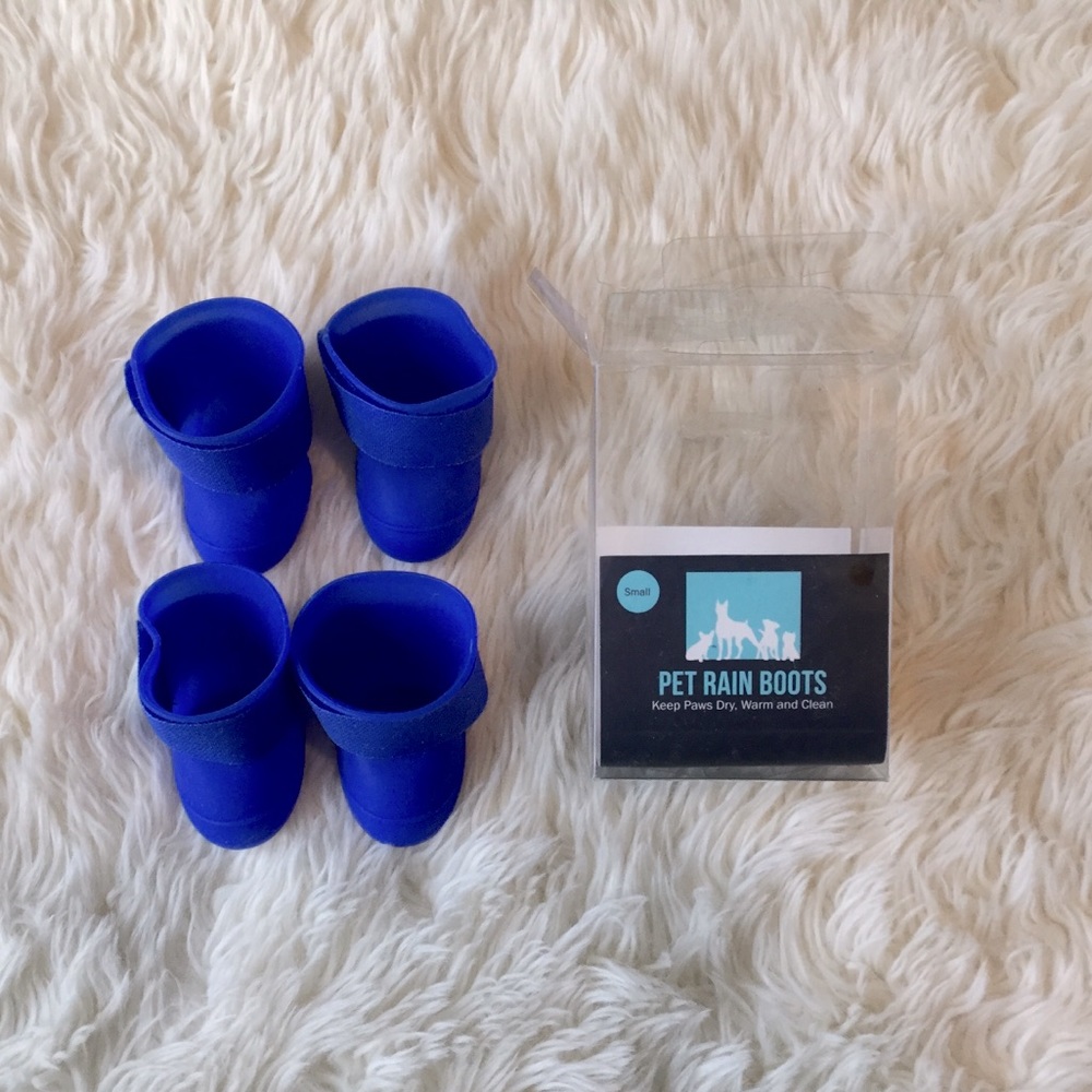 Pet -Dog- rain/snow booties Sz small